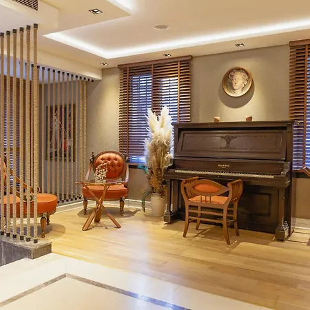 Apart-hotel Lord Morgan & Exclusive Design Cihangir