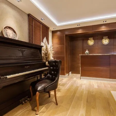 Apart-hotel Lord Morgan & Exclusive Design Cihangir Istambul