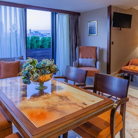 Lord Morgan & Exclusive Design Cihangir Aparthotel Istanboel
