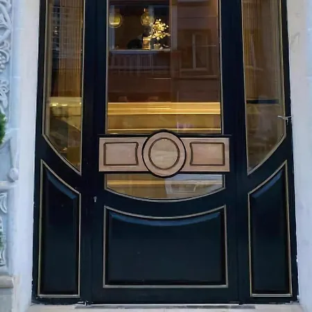 Lord Morgan & Exclusive Design Cihangir Aparthotel
