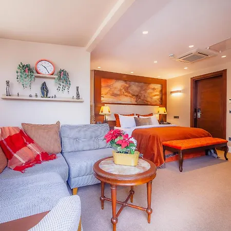 Lord Morgan & Exclusive Design Cihangir Aparthotel