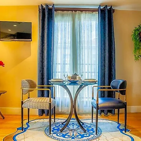 Apartmanhotel Lord Morgan & Exclusive Design Cihangir