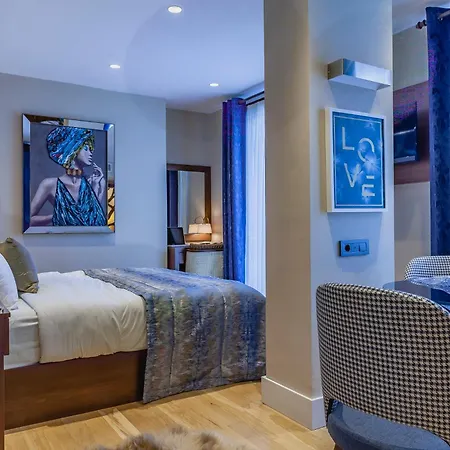 Lord Morgan & Exclusive Design Cihangir Aparthotel 4*