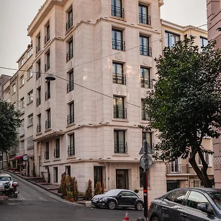 Hotel apartamentowy Lord Morgan & Exclusive Design Cihangir