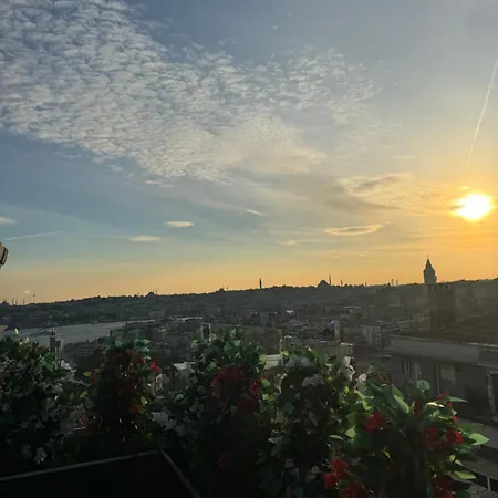 Lord Morgan & Exclusive Design Cihangir Appart hôtel Istambul